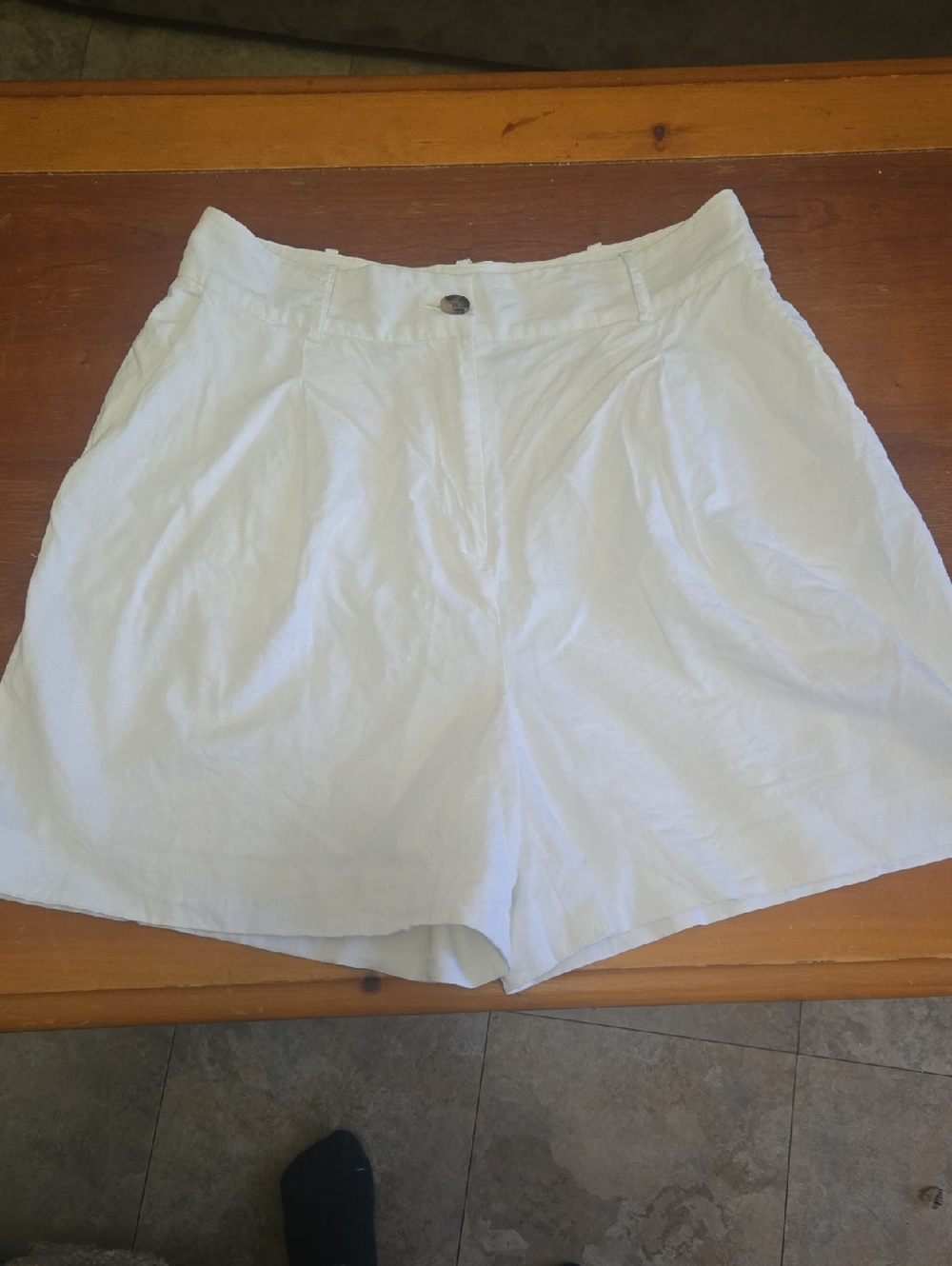 Alex Marie White High-Rise Linen Blend Shorts